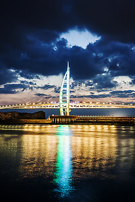 포토 JPG 구름 바다 섬 여행 야경 자연 하늘 한국 사람없음 야외 관광지 제주도 항구 암석 국내여행 가교 국내포토 자연요소 건축물 아시아 교통시설 돌_바위 야간 생태계 파일형식 풍경_경치