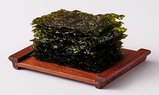 포토 JPG 스튜디오촬영 식재료 반찬 실내 사람없음 해초 김 흰배경 유기농 재래김 국내포토 웰빙 음식 백그라운드 내부 흰색 해조류 김_해조류 파일형식