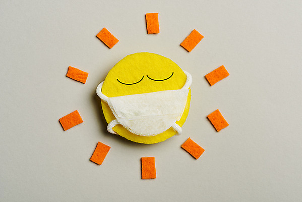 포토 JPG 스튜디오촬영 회색배경 날씨 실내 건강 마스크 사람없음 하이앵글 태양 환경 플랫레이 미세먼지 국내포토 자연요소 뷰포인트 백그라운드 내부 회색 플랫 먼지 파일형식