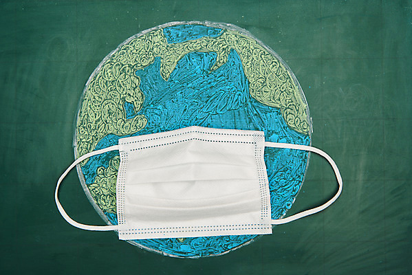 포토 JPG 스튜디오촬영 지구 모래 날씨 실내 마스크 사람없음 하이앵글 환경 칠판 보호 그림 먼지 플랫레이 미세먼지 초록배경 국내포토 뷰포인트 백그라운드 컨셉 내부 초록색 플랫 파일형식