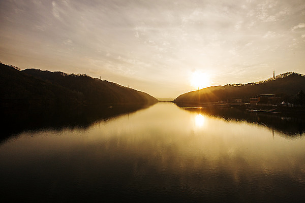 포토 JPG 주간 여행 자연 한국 풍경 사람없음 야외 관광지 일몰 경상북도 정자 국내여행 안동 안동호 월영교 국내포토 자연요소 건축물 아시아 호수 노을 다리_건축물 경상도 생태계 파일형식