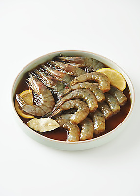 포토 JPG 스튜디오촬영 그릇 접시 음식 실내 사람없음 하이앵글 흰배경 기호식품 플랫레이 새우장 국내포토 식기 뷰포인트 백그라운드 내부 흰색 플랫 파일형식