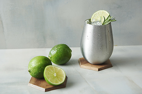 포토 JPG 스튜디오촬영 실내 사람없음 컵 자연보호 얼음 재활용 오브젝트 흰배경 라임 스테인레스 코스터 다회용품 국내포토 자연요소 식기 백그라운드 과일 자연 내부 흰색 보호 컵받침 친환경 재활용품 파일형식