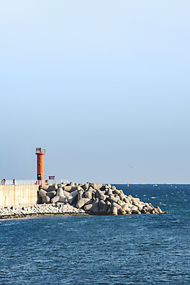 포토 JPG 주간 바다 여행 겨울 등대 사람없음 야외 항구 해수욕장 신호 강원도 강릉 선박 강릉항 국내포토 자연요소 계절 수상교통 교통시설 한국 파일형식