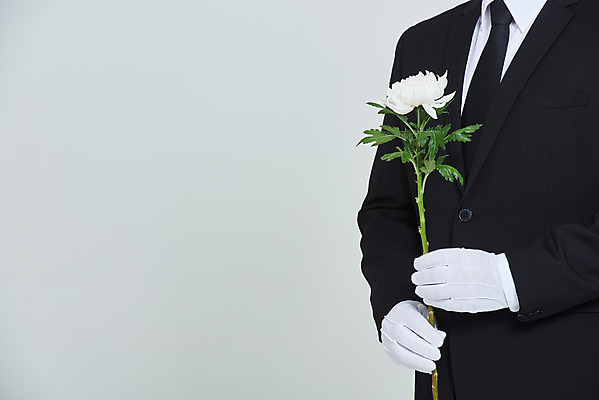 포토 JPG 스튜디오촬영 남자 꽃 장갑 회색배경 국화 실내 한명 들기 상반신 성인 옆모습 30대 한국인 애도 장례 상주 완장 성인남자한명만 상조 국내포토 식물 1 잡화 뷰포인트 백그라운드 모션 사람 동양인 내부 장년 회색 남자한명만 성인남자만 파일형식
