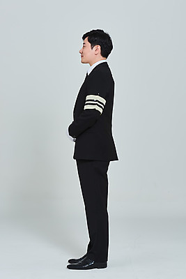 포토 JPG 스튜디오촬영 전신 남자 장갑 회색배경 실내 한명 서기 성인 옆모습 30대 한국인 애도 손모으기 장례 상주 완장 성인남자한명만 상조 국내포토 1 잡화 뷰포인트 백그라운드 모션 사람 동양인 손짓 내부 장년 회색 남자한명만 성인남자만 파일형식