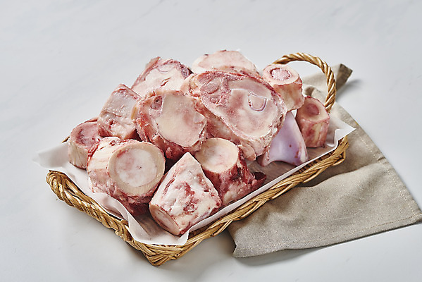 포토 JPG 스튜디오촬영 음식 식재료 회색배경 실내 사람없음 소고기 천 사골 우족 국내포토 백그라운드 육류 내부 회색 직물 파일형식