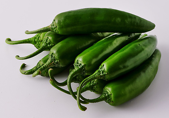 포토 JPG 스튜디오촬영 채소 식재료 고추 회색배경 실내 사람없음 여러개 신선 유기농 오이고추 국내포토 웰빙 다수 백그라운드 내부 회색 파일형식