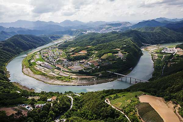 포토 JPG 주간 구름 여행 자연 하늘 한국 풍경 사람없음 야외 관광지 충청북도 국내여행 단양 옥순봉 국내포토 자연요소 아시아 생태계 봉우리 충청도 명승지 파일형식
