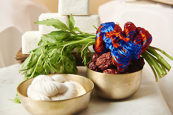 포토 JPG 스튜디오촬영 기념일 실내 사람없음 축하 오브젝트 대추 미나리 명주실 백설기 첫돌 청홍실 국내포토 컨셉 채소 떡 이벤트 내부 실 파일형식