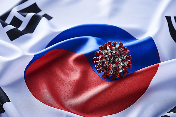 포토 JPG 스튜디오촬영 과학 의학 실내 건강 사람없음 컬러풀 약 모형 바이러스 질병 태극기 백신 전염병 코로나바이러스 델타변이바이러스 국내포토 컬러 내부 국기 파일형식