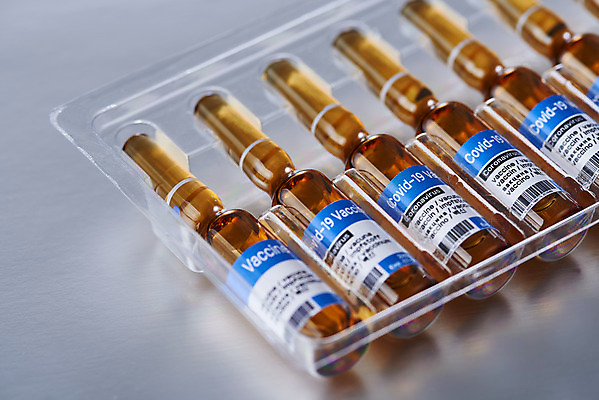 포토 JPG 스튜디오촬영 과학 의학 회색배경 실내 건강 근접촬영 사람없음 약 바이러스 질병 백신 앰플 전염병 코로나바이러스 델타변이바이러스 국내포토 뷰포인트 백그라운드 내부 회색 파일형식