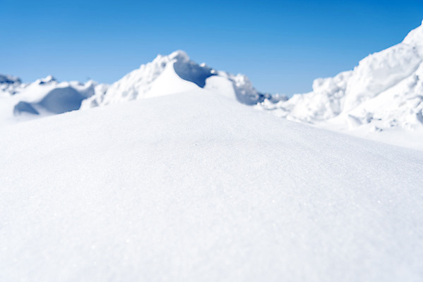 포토 JPG 주간 계절 겨울 산 사람없음 야외 설원 추위 흰색 눈 차가움 시원함 강원도 겨울산 대관령 눈내림 겨울풍경 설산 국내포토 자연요소 컬러 날씨 한국 눈_날씨 풍경 파일형식