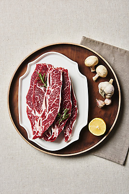 포토 JPG 스튜디오촬영 음식 회색배경 실내 마늘 생고기 육류 요리 사람없음 하이앵글 버섯 소고기 레몬 갈비 부위 로즈메리 소갈비 플랫레이 LA갈비 국내포토 뷰포인트 백그라운드 채소 과일 식재료 내부 회색 플랫 허브 파일형식