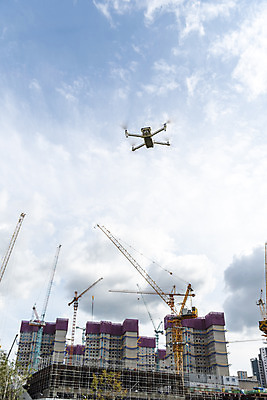 포토 JPG 주간 건축물 하늘 풍경 사람없음 야외 건설현장 비행 드론 4차산업 국내포토 자연요소 건축 산업 건설업 파일형식