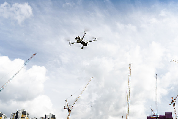 포토 JPG 주간 하늘 풍경 사람없음 야외 건설현장 비행 드론 4차산업 국내포토 자연요소 산업 건설업 파일형식
