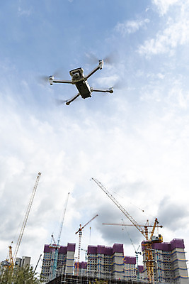 포토 JPG 주간 하늘 풍경 사람없음 야외 건설현장 비행 드론 4차산업 국내포토 자연요소 산업 건설업 파일형식