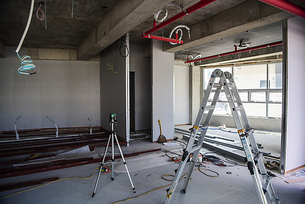 포토 JPG 사다리 실내 공사 사람없음 인테리어 건설현장 회색 보수공사 리모델링 수평계 국내포토 디자인 컬러 건설업 내부 도구 파일형식