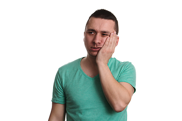 포토 JPG 해외이미지 학생 남자 유럽 얼굴 백그라운드 셔츠 티셔츠 스트레스 건강 치과 손잡이 한명 사람 성인 초록색 약 건강관리 고통 터치 흰색 표현 찡그림 좌절 치아 질병 나쁜 고립 명패 치통 의료성형뷰티 표현성 해외202004 해외포토 1 감정 나라 컬러 컨셉 상의 의학 표정 병원 관리 신체부위 소화기관 파일형식