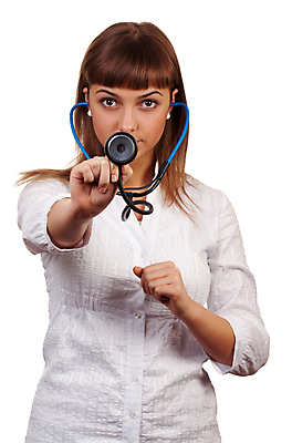 포토 JPG 해외이미지 백인 직업 여자 유니폼 청진기 건강 병원 한명 미소 사람 치료 파란색 약 간호사 의사 흰색 업무 자신감 실험실 연습 고립 돌봄 인턴 의료성형뷰티 해외202004 해외포토 서양인 1 옷 감정 컬러 비즈니스 의학 의료기기 모션 표정 실험 의료진 작업 파일형식