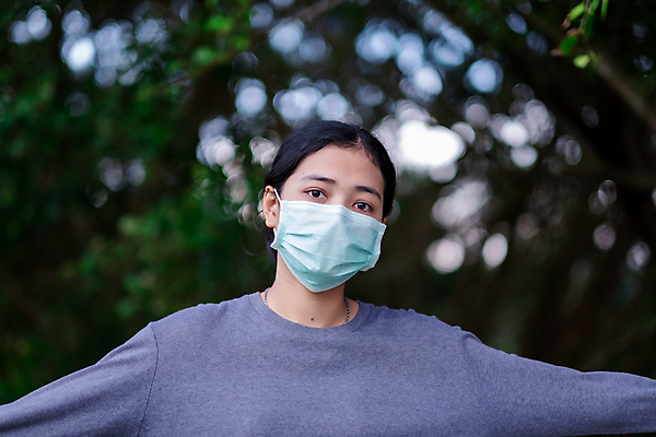 포토 JPG 해외이미지 모델 응시 여자 아시아 새로움 가면 한명 사람 동양인 바이러스 의료성형뷰티 해외202011 해외포토 1 시선 나라 컨셉 인종 파일형식
