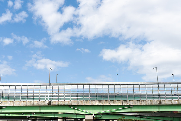 포토 JPG 주간 구름 자연 하늘 날씨 풍경 사람없음 야외 파란색 가을 고가도로 가교 국내포토 자연요소 건축물 계절 컬러 고속도로 생태계 파일형식