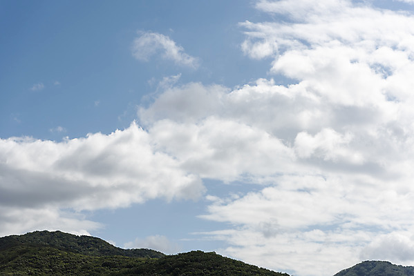 포토 JPG 주간 구름 자연 하늘 날씨 산 풍경 사람없음 야외 파란색 가을 국내포토 자연요소 계절 컬러 생태계 파일형식