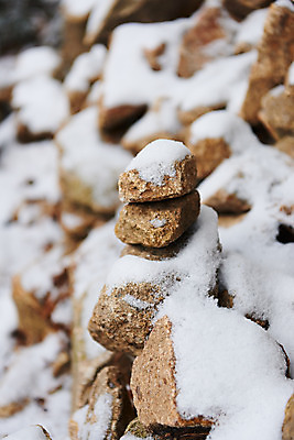 포토 JPG 주간 전통 문화 설경 겨울 풍경 근접촬영 사람없음 야외 세계문화유산 흰색 눈 석탑 수원 화성시 겨울풍경 국내포토 자연요소 계절 뷰포인트 컬러 날씨 탑 문화재 경기도 파일형식