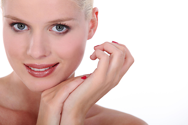 포토 JPG 해외이미지 모양 손 여자 여유 얼굴 친절 관리 한명 립스틱 못 입 플랫 손톱관리 눈썹 속눈썹 피부 입술 어깨 만족 부드러움 몸단장 돌봄 완벽 의료성형뷰티 해외202004 해외포토 1 감정 컨셉 모션 사람 신체부위 화장품 공구 감각 네일아트 파일형식