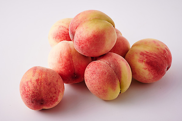 포토 JPG 스튜디오촬영 음식 과일 식재료 회색배경 실내 사람없음 복숭아 제철 제철과일 국내포토 백그라운드 내부 회색 파일형식