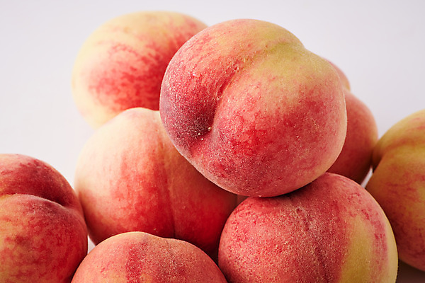 포토 JPG 스튜디오촬영 음식 과일 식재료 회색배경 실내 근접촬영 사람없음 복숭아 제철 제철과일 국내포토 뷰포인트 백그라운드 내부 회색 파일형식