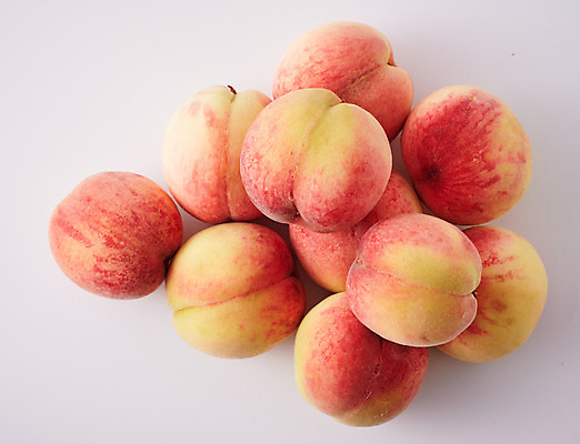 포토 JPG 스튜디오촬영 음식 과일 식재료 회색배경 실내 사람없음 하이앵글 복숭아 제철 제철과일 국내포토 뷰포인트 백그라운드 내부 회색 파일형식