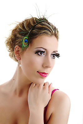 포토 JPG 해외이미지 모델 헤어스타일 여자 얼굴 분홍색 무지개 잎 친절 갈색머리 한명 사람 성인 장식 빛 갈색 유행 스파 페인트 화장품 립스틱 무대 우아함 달콤 공작 속눈썹 피부 깃털 묘사 입술 싱글 유지 순서 돌봄 의료성형뷰티 스타일 해외202004 해외포토 자연요소 식물 1 컬러 컨셉 모션 조류 신체부위 뷰티 맛 눈썹 파일형식