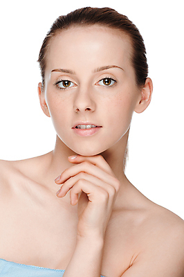 포토 JPG 해외이미지 손 여자 감정 얼굴 신체 건강 관리 한명 20대 치료 갈색 머리 유행 스파 흰색 신선 입 화려 닫기 피부 순수 어깨 만들기 부드러움 내추럴 고립 돌봄 바디케어 의료성형뷰티 해외202004 해외포토 1 컬러 컨셉 의학 모션 사람 청년 신체부위 감각 파일형식