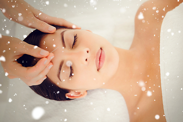 포토 JPG 해외이미지 백인 라이프스타일 손 웰빙 여자 얼굴 겨울 신체 청소년 날씨 휴식 건강 미소 20대 두명 컴퓨터그래픽 치료 수건 약 디지털 얼음 스파 추위 마사지 바늘 센터 고급 떨어짐 피부 테라피 눈보라 거짓말 돌봄 의료성형뷰티 해외202011 해외포토 자연요소 서양인 계절 컨셉 의학 모션 눈_날씨 표정 사람 청년 생활 신체부위 그래픽 위생용품 뷰티 도구 파일형식