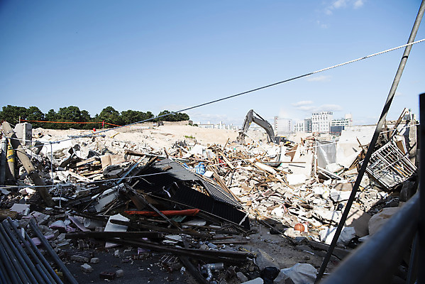 포토 JPG 주간 건축 사람없음 야외 도시 폐허 공사판 리모델링 재개발 주택공사현장 국내포토 자연요소 건설현장 파일형식