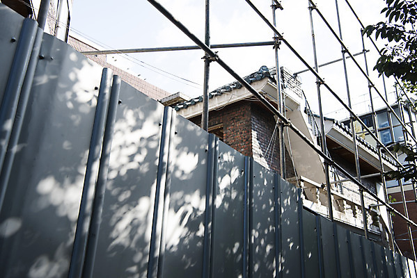 포토 JPG 주간 건축 주택 사람없음 야외 도시 리모델링 재개발 주택공사현장 국내포토 자연요소 건물 건설현장 파일형식