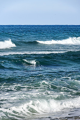 포토 JPG 주간 파도 바다 겨울 자연 한국 풍경 사람없음 야외 파란색 관광지 해수욕장 강원도 강릉 국내여행 국내포토 자연요소 계절 아시아 컬러 여행 생태계 파일형식