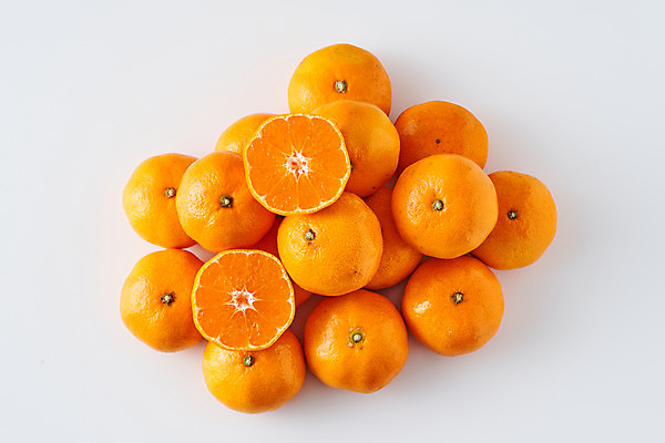 포토 JPG 스튜디오촬영 음식 과일 식재료 디저트 귤 실내 사람없음 하이앵글 흰배경 제철과일 국내포토 뷰포인트 백그라운드 내부 흰색 제철 파일형식