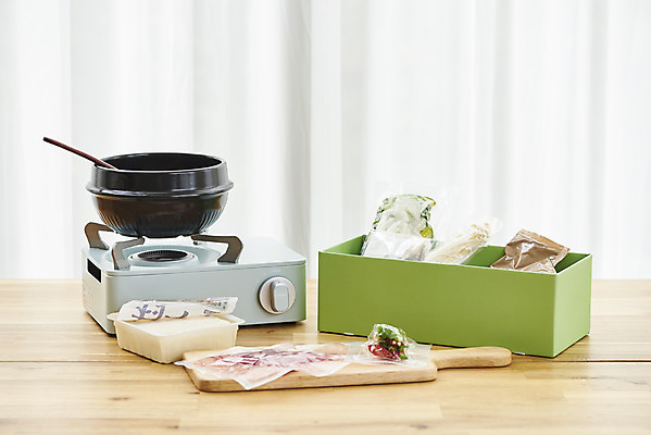 포토 한식 채소 식재료 호박 도마 육류 내부 목재 쇼핑 양념 찌개 온라인쇼핑 온라인 파일형식 준비 나무도마 버너 애호박 버섯 차돌박이 음식 된장 된장찌개 포장 고추 뚝배기 실내 두부 요리 주방 JPG 사람없음 밀키트 모바일쇼핑 모바일 국내포토