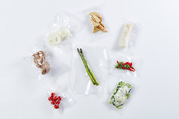 포토 JPG 스튜디오촬영 음식 식재료 포장 방울토마토 고추 양파 실내 사람없음 하이앵글 버섯 흰배경 아스파라거스 플랫레이 밀키트 국내포토 뷰포인트 백그라운드 토마토 채소 내부 흰색 플랫 파일형식