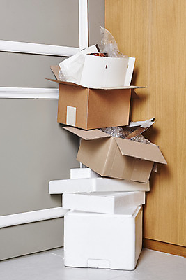 포토 JPG 포장 모바일 실내 사람없음 상자 쌓기 주방 쓰레기 택배 온라인쇼핑 모바일쇼핑 비닐 스티로폼 포장재료 밀키트 국내포토 식재료 모션 재질 내부 쇼핑 운송업 온라인 파일형식