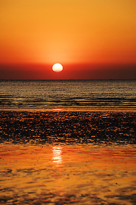 포토 JPG 주간 바다 섬 하늘 풍경 사람없음 야외 태양 일몰 충청남도 서해 수평선 국내포토 자연요소 노을 충청도 파일형식