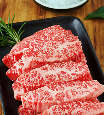 포토 JPG 스튜디오촬영 접시 음식 식재료 실내 생고기 육류 요리 근접촬영 사람없음 소고기 로즈메리 우삼겹 양지 국내포토 식기 뷰포인트 내부 허브 파일형식