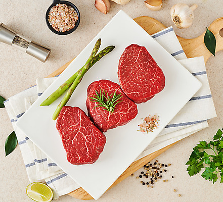 포토 JPG 스튜디오촬영 음식 식재료 도마 실내 마늘 생고기 육류 사람없음 하이앵글 소고기 아스파라거스 소금 안심 후추 플랫레이 국내포토 뷰포인트 채소 주방용품 내부 플랫 향신료 파일형식