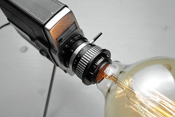 포토 JPG 해외이미지 전구 회색배경 실내 사람없음 카메라 백열등 복고 필라멘트 해외포토 백그라운드 조명 내부 전자제품 회색 파일형식