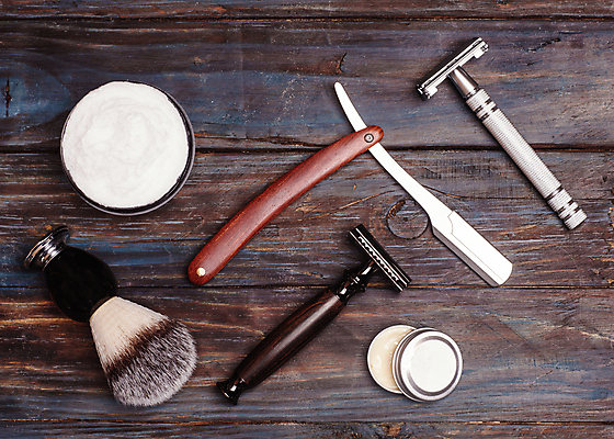 포토 JPG 해외이미지 실내 사람없음 하이앵글 붓 클래식 오브젝트 복고 나무바닥 면도기 면도크림 해외포토 뷰포인트 컨셉 바닥 내부 위생용품 파일형식