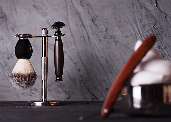 포토 JPG 해외이미지 실내 사람없음 아웃포커스 붓 클래식 오브젝트 복고 면도기 면도크림 걸기 해외포토 컨셉 모션 촬영기법 내부 위생용품 파일형식