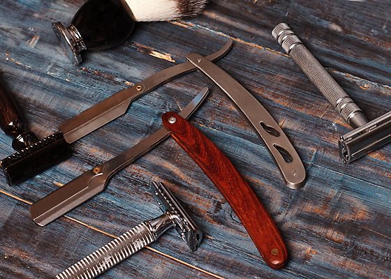 포토 JPG 해외이미지 실내 사람없음 붓 클래식 오브젝트 복고 나무바닥 면도기 해외포토 컨셉 바닥 내부 위생용품 파일형식