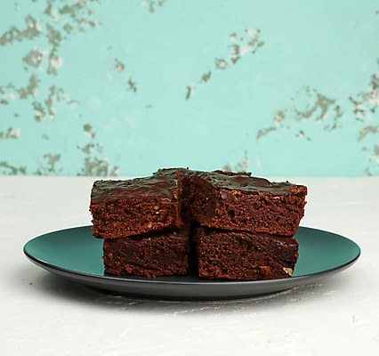 포토 JPG 해외이미지 접시 빵 디저트 사람없음 쌓기 초코케이크 브라우니 해외포토 식기 음식 모션 케이크 파일형식